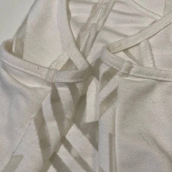 Mossimo Medium White Tank Top Shirt Geometric Aztec Pattern See Through Stripe - Picture 10 of 11